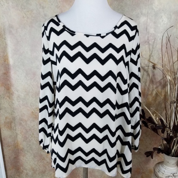 Anthropologie Francesca's Chevron Pattern Blouse - Picture 1 of 8